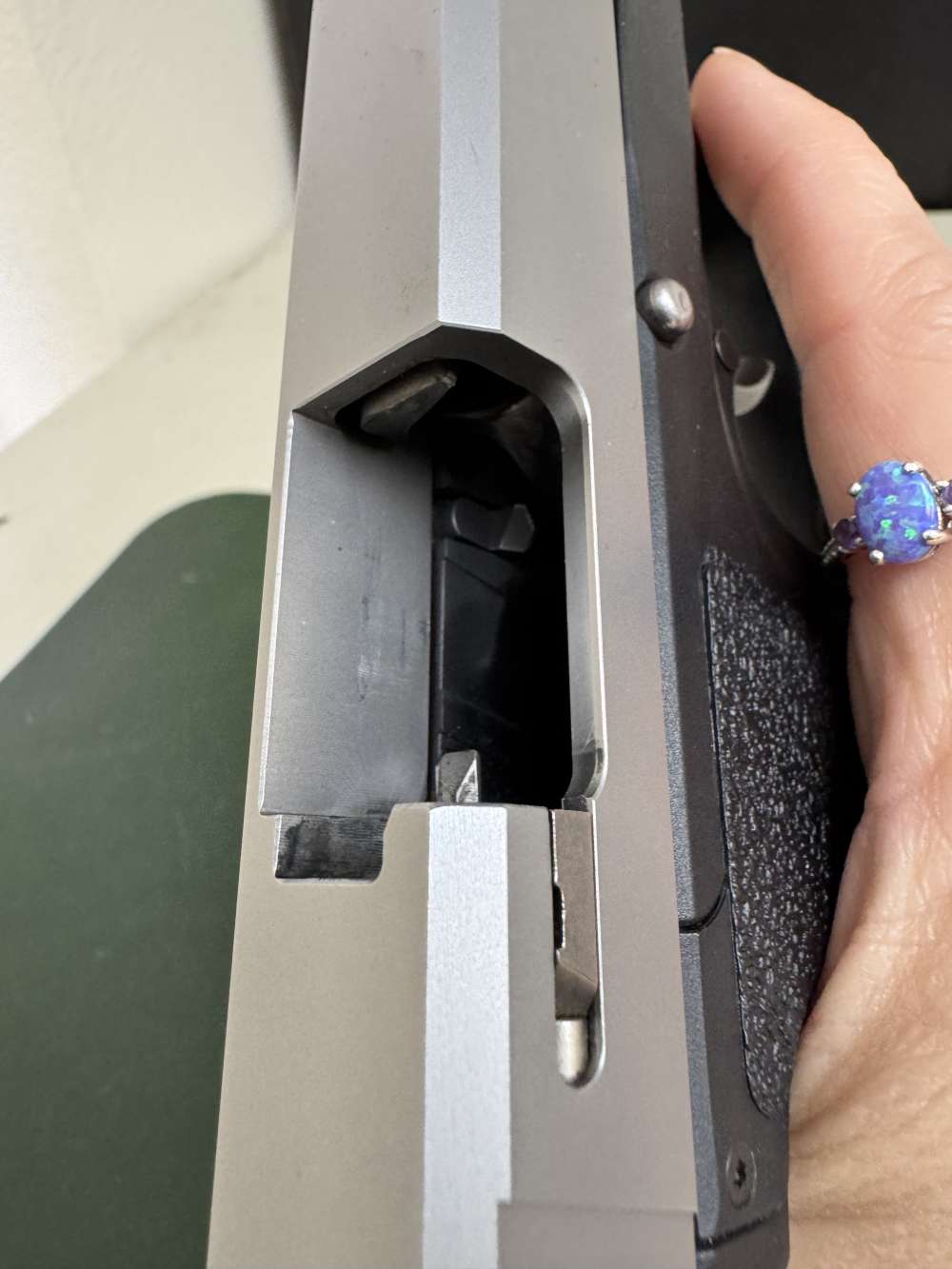 Kahr CW9 7rd mag NO RESERVE-img-18