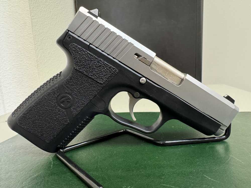Kahr CW9 7rd mag NO RESERVE-img-1