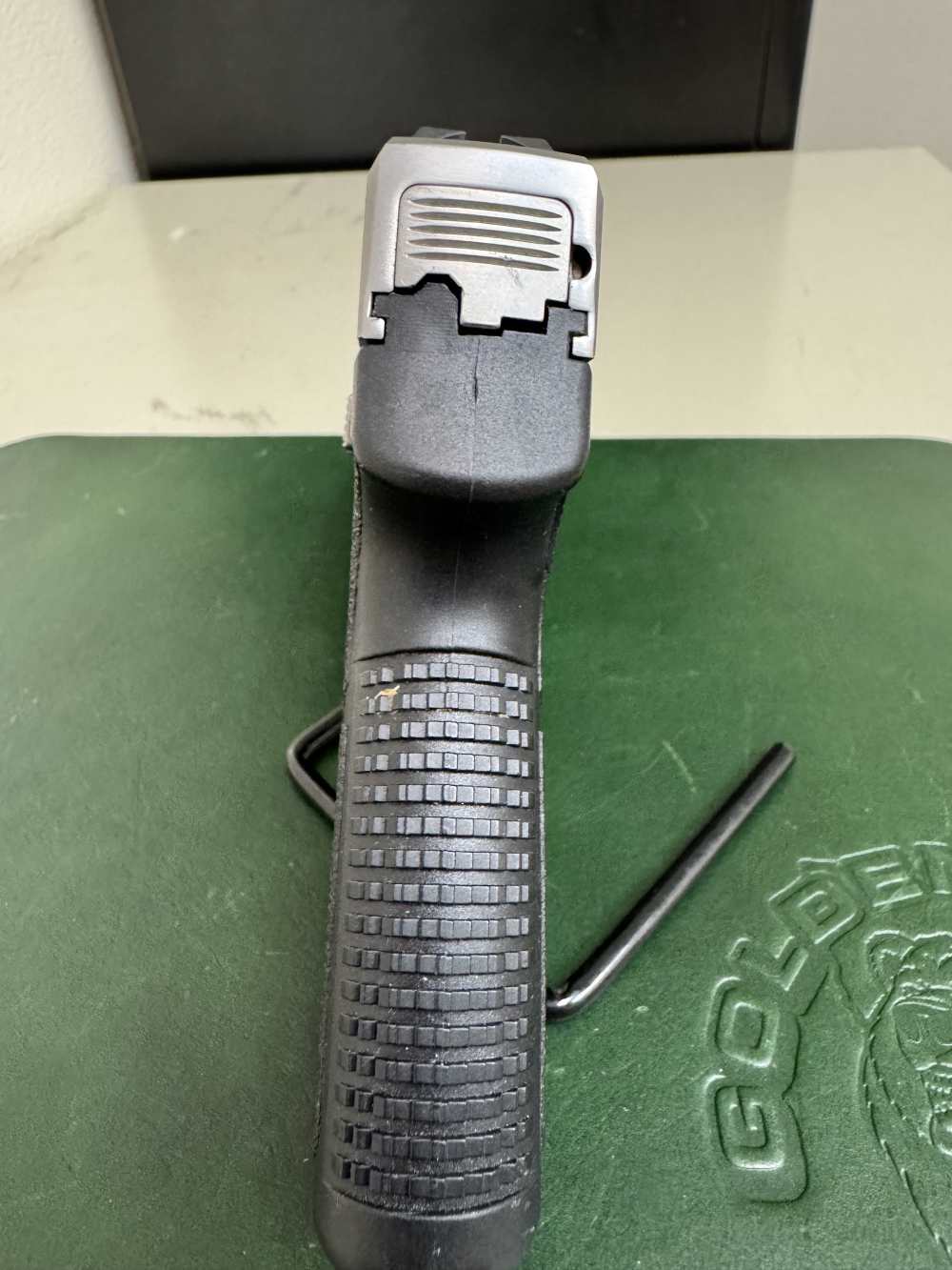Kahr CW9 7rd mag NO RESERVE-img-12