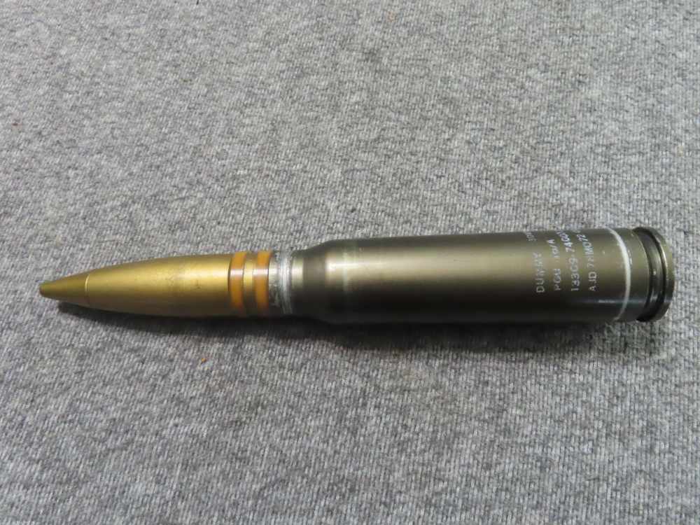 2-USGI 30mm DUMMY ROUNDS FROM VIETNAM TO WAR ON TERROR ERA-img-1