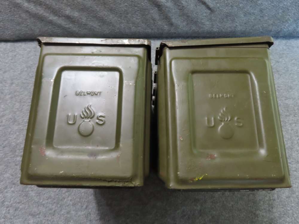 2-WWII USGI .50 CALIBER M2 AMMO CANS MADE BY BELMONT WITH ORIGINAL PAINT-img-4