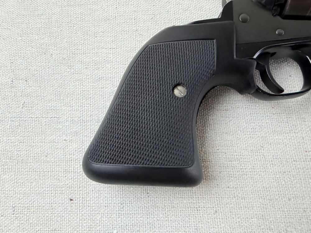 Ruger New Model Blackhawk 41 Mag 4.58" Blued-img-11