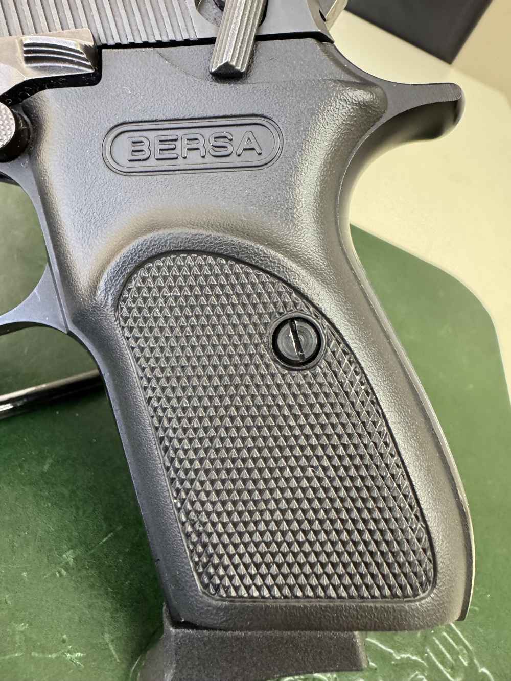 Bersa Thunder 380 NO RESERVE-img-4