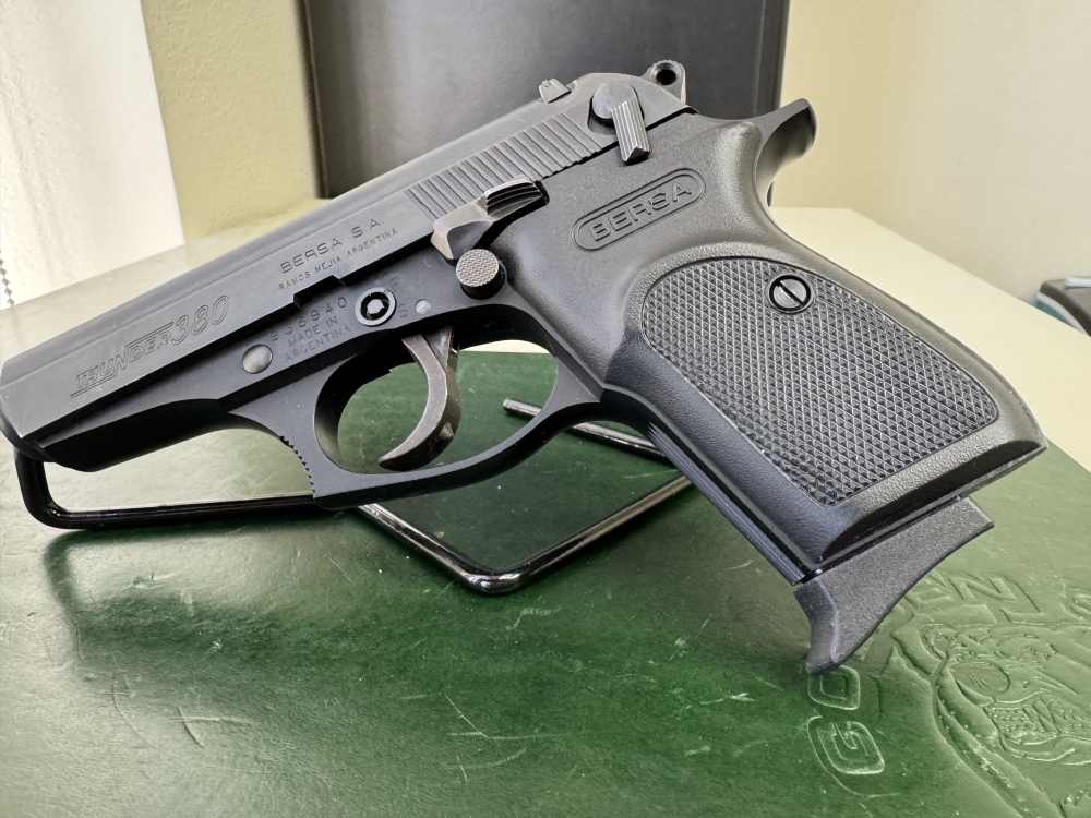 Bersa Thunder 380 NO RESERVE-img-0