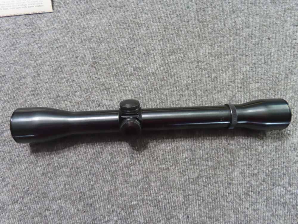 VINTAGE WEAVER MODEL K4 SCOPE-FINE CROSSHAIR RETICLE AND DOT CENTER-W/BOX-img-1