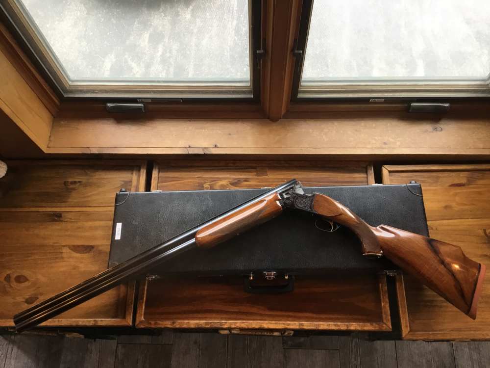 Charles Daly 12 ga. 2-3/4” 30” Trap Miroku Japan w/Hard Case and Rod-img-0