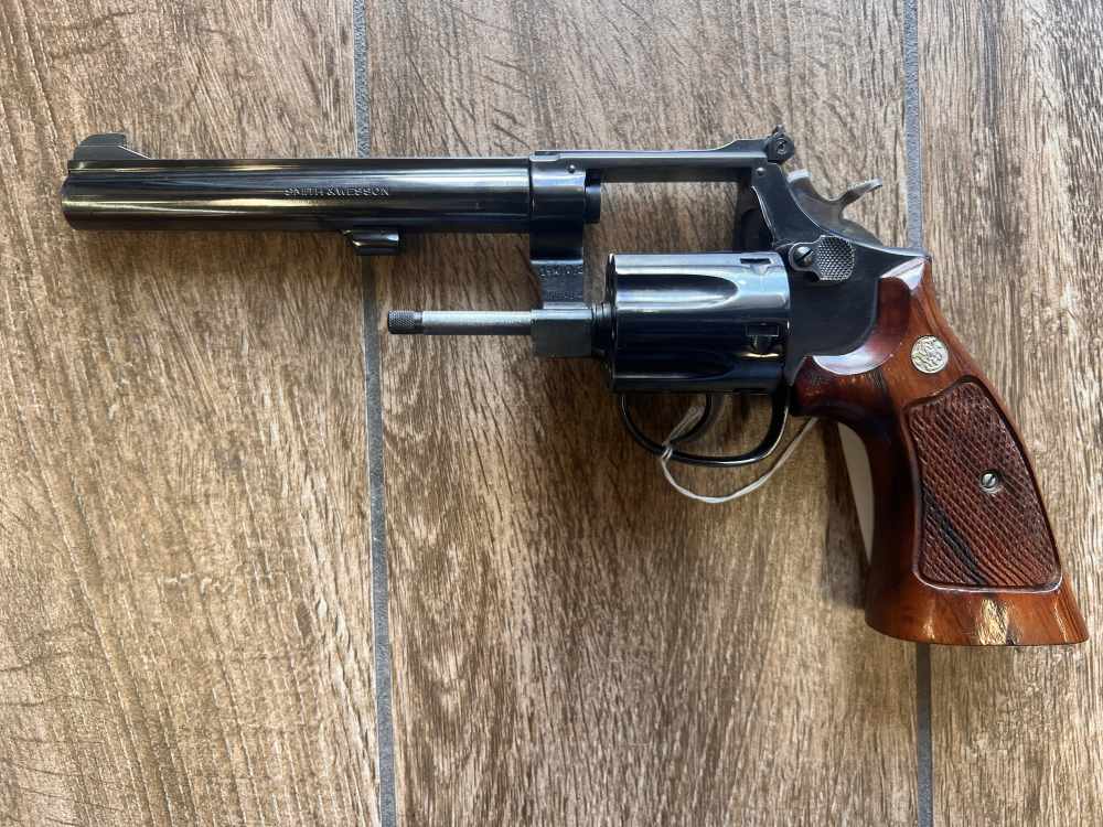Smith & Wesson Model 48-4 .22 WMR 6" Barrel Pre-Lock SN 19K6762-img-5