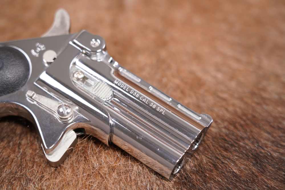 Davis Industries Model D38 .38 SPL 2 .75” Chrome Over Under Derringer -img-9