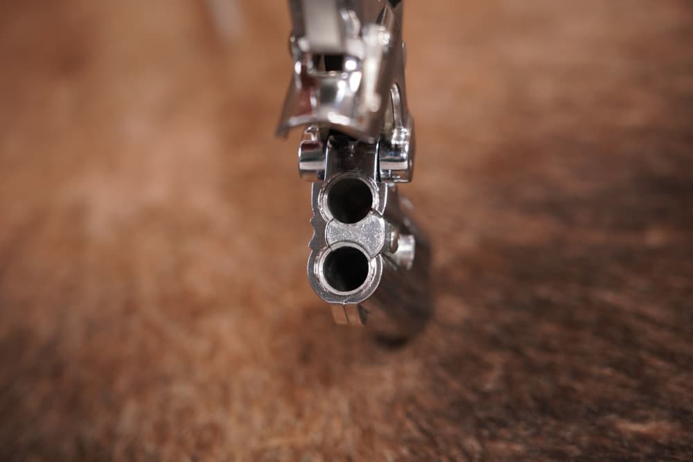 Davis Industries Model D38 .38 SPL 2 .75” Chrome Over Under Derringer -img-12