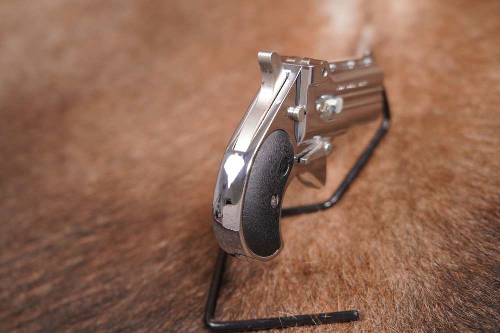 Davis Industries Model D38 .38 SPL 2 .75” Chrome Over Under Derringer -img-6