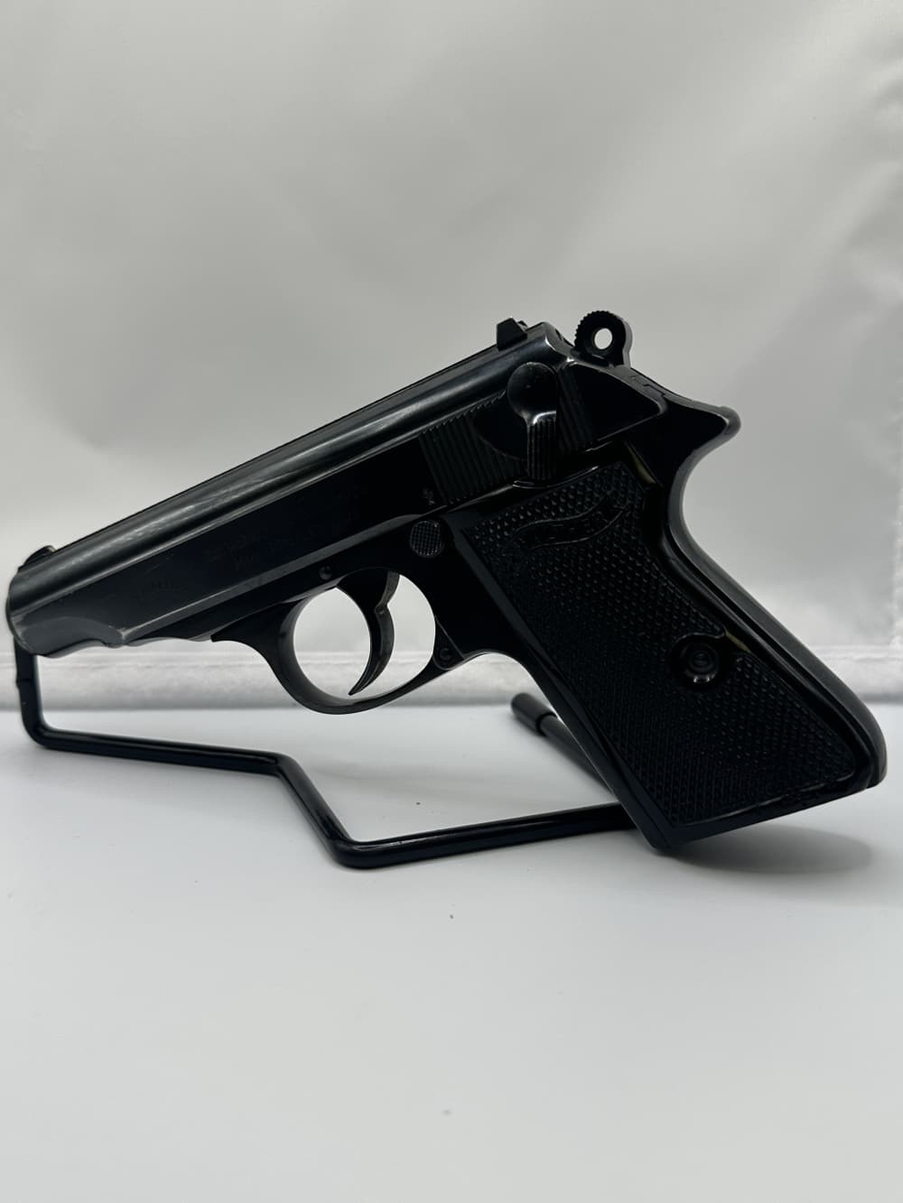 Walther PP .380 ACP (9mm Kurz) – West German – Interarms Import -img-1