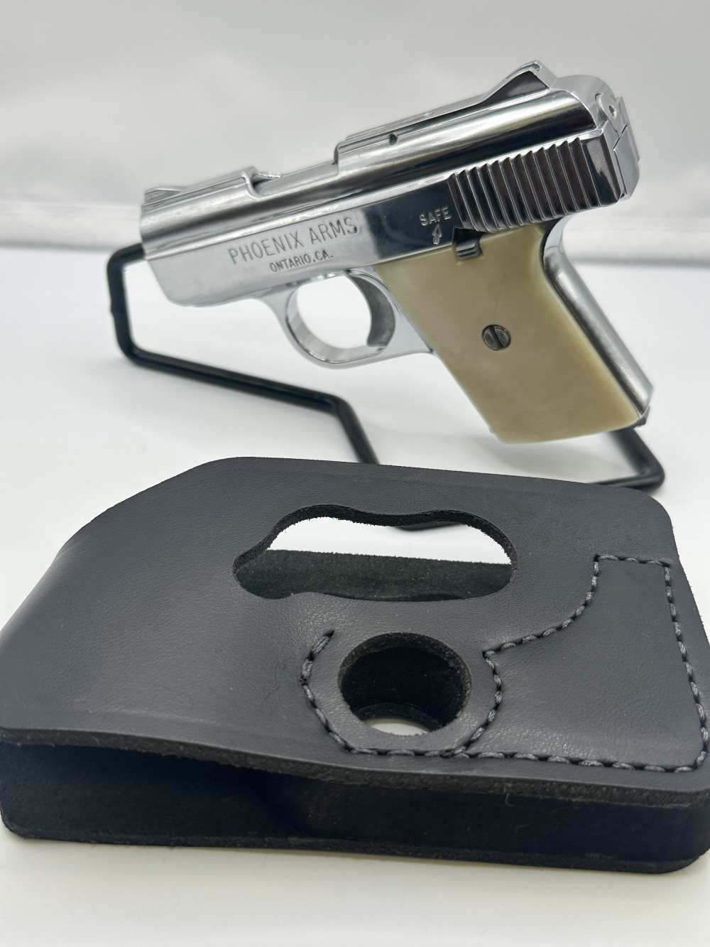 Phoenix Arms Raven .25 ACP Pocket Pistol – Chrome Finish –w/Holster-img-3