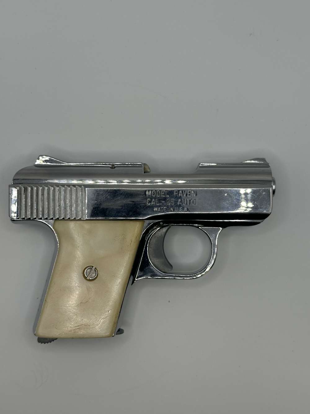 Phoenix Arms Raven .25 ACP Pocket Pistol – Chrome Finish –w/Holster-img-1