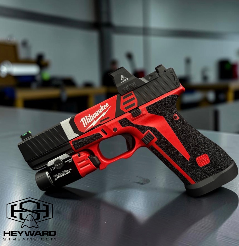 Glock 17 Gen 5 — Milwaukee-Unique Themed Edition-img-0