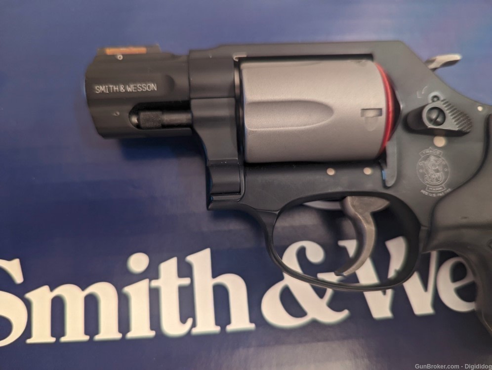 SMITH AND WESSON *360PD BLACK AIRLYTE TITANIUM CYLINDER* 1.875".357 MAG-img-2