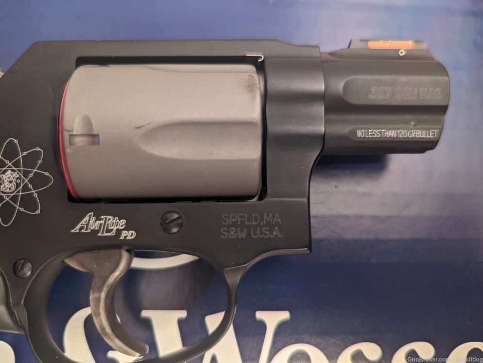 SMITH AND WESSON *360PD BLACK AIRLYTE TITANIUM CYLINDER* 1.875".357 MAG-img-3