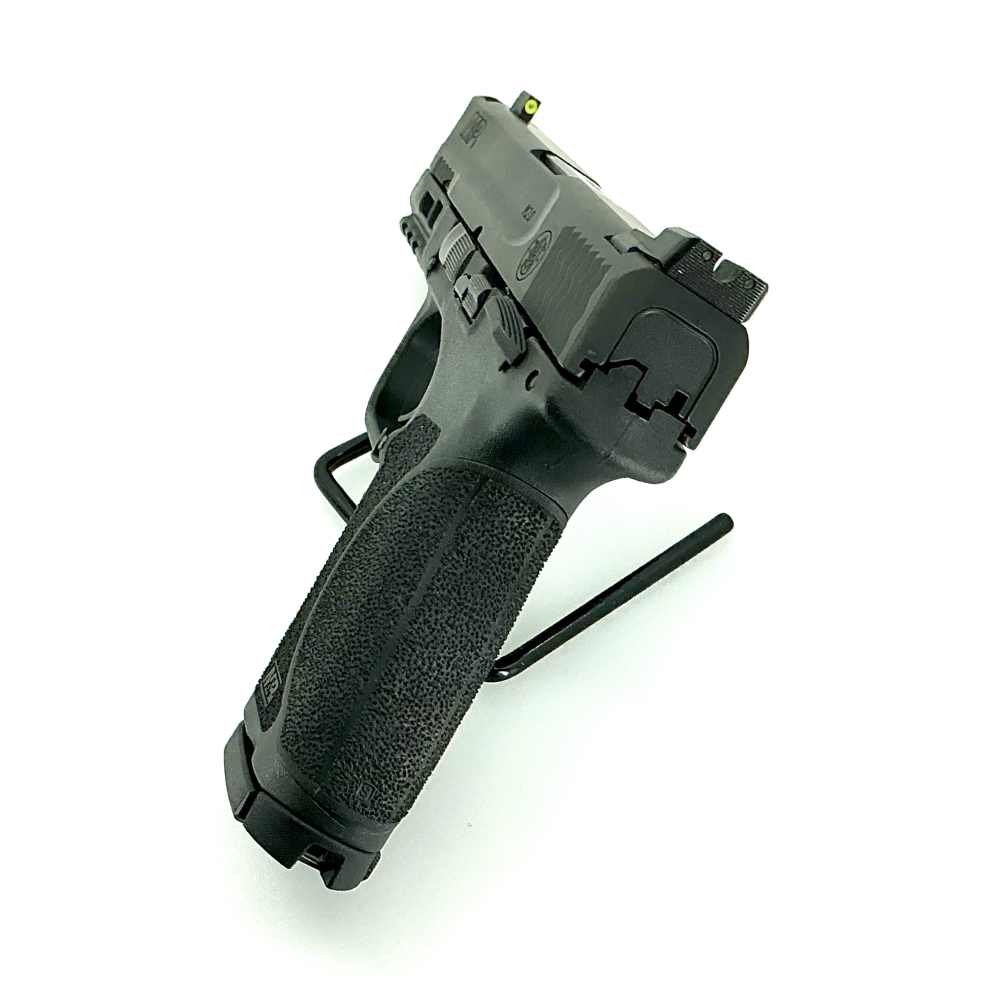 Smith & Wesson M&P9 M2.0 9mm pistol w/ Trijicon night sights + one mag-img-1