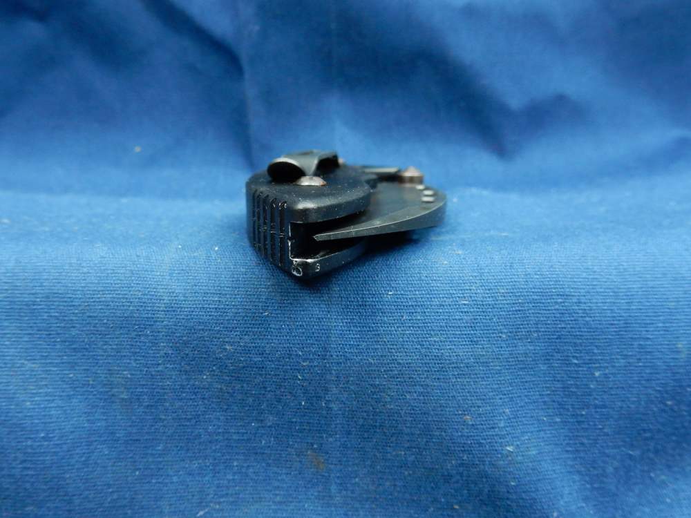 Casillas Masters of Defense Black Belt Hall of Fame Hawk Automatic Knife -img-4