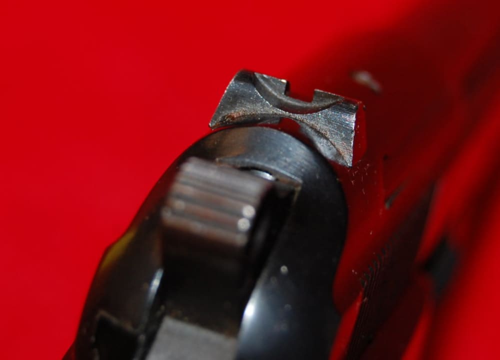 Beretta Model 72 Jaguar Semi-Auto Pistol in 22 LR  6"-img-10