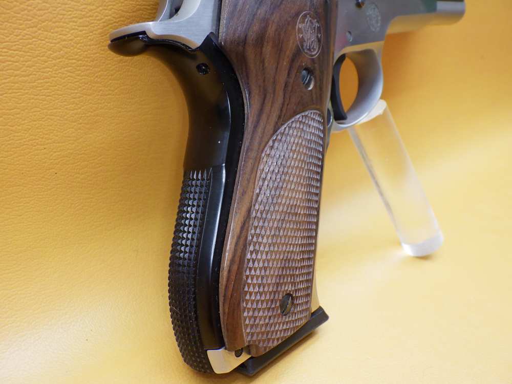 S&W Performance Center Model 952-2 9mm 5" Stainless Target Pistol SAO-img-2