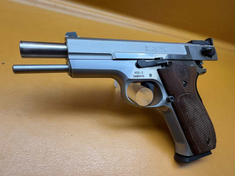 S&W Performance Center Model 952-2 9mm 5" Stainless Target Pistol SAO-img-10