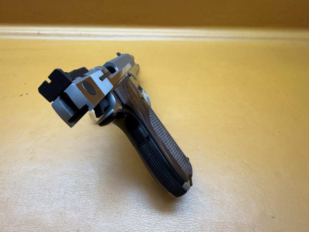S&W Performance Center Model 952-2 9mm 5" Stainless Target Pistol SAO-img-11