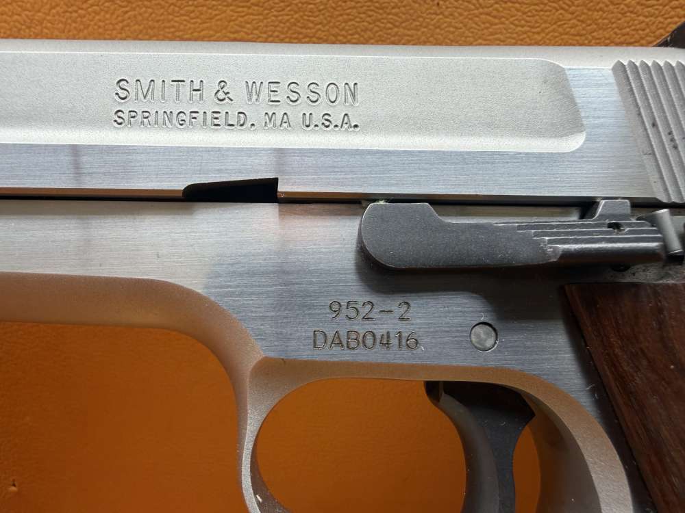 S&W Performance Center Model 952-2 9mm 5" Stainless Target Pistol SAO-img-7