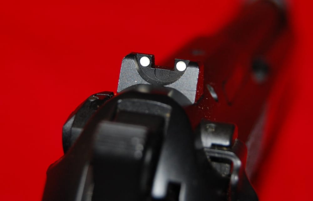 Beretta Model 92FS Semi-Auto Pistol in 9mm 4 7/8"  -img-8