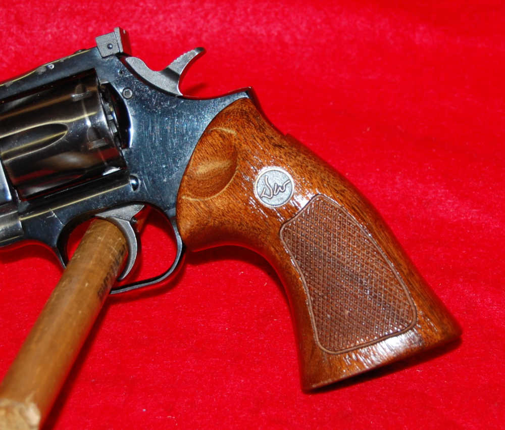 Dan Wesson Model 15 Double Action Revolver in 357 Mag 8"  -img-7