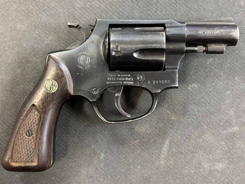 Rossi M335 Revolver .38 Special-img-1