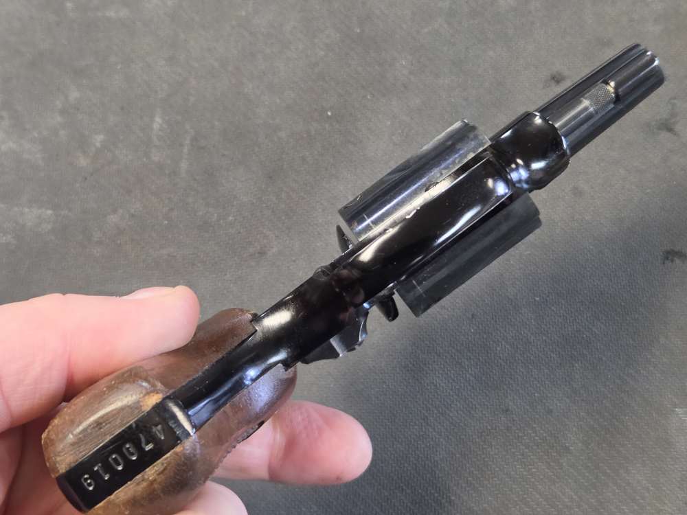 Smith & Wesson Model 37 Air weight .38 special No Dash 1960's-img-3
