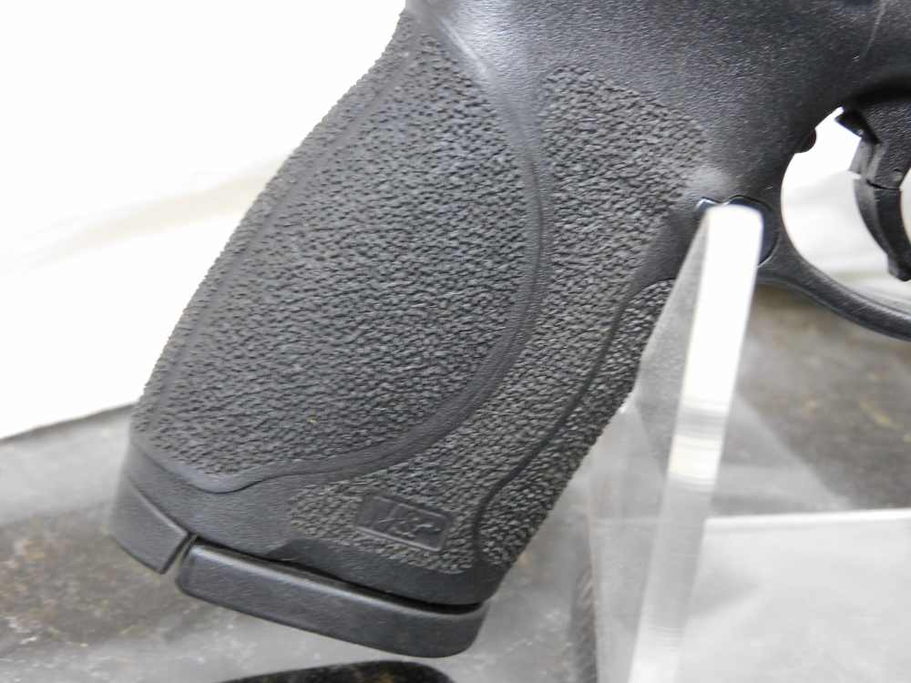 Smith & Wesson M&P9 M2.0 Compact 9mm  *Pre-Owned*-img-2
