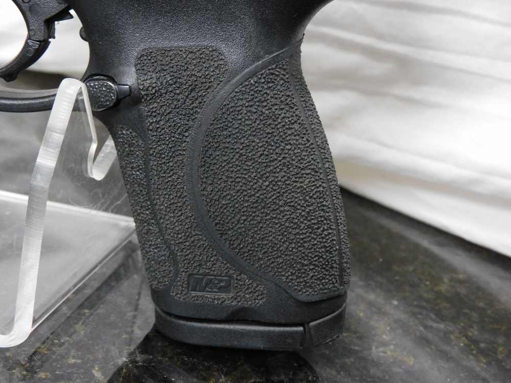 Smith & Wesson M&P9 M2.0 Compact 9mm  *Pre-Owned*-img-9