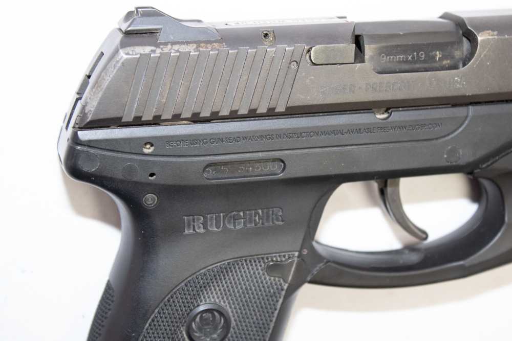 Ruger LC9 LaserMax LC9-LM 9mm 3206 w/ Holster MFG 2012–14-img-18