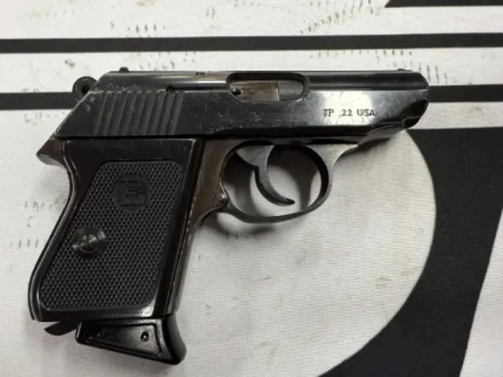 IVER JOHNSON TP22-img-3