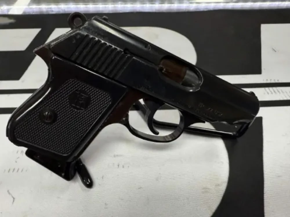 IVER JOHNSON TP22-img-5