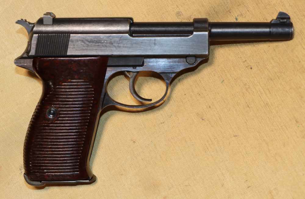 Fine & Scarce WWII German Walther P.38 ac45 c. Jan 1945-img-1