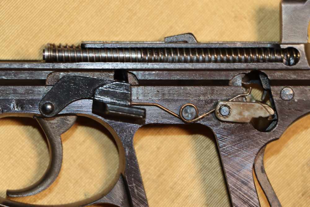Fine & Scarce WWII German Walther P.38 ac45 c. Jan 1945-img-10