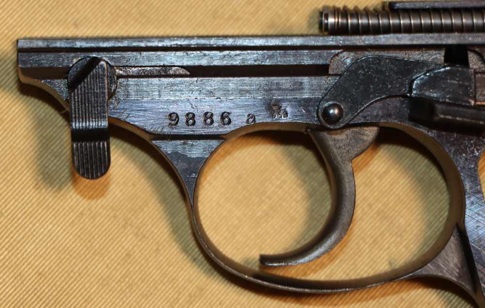 Fine & Scarce WWII German Walther P.38 ac45 c. Jan 1945-img-9