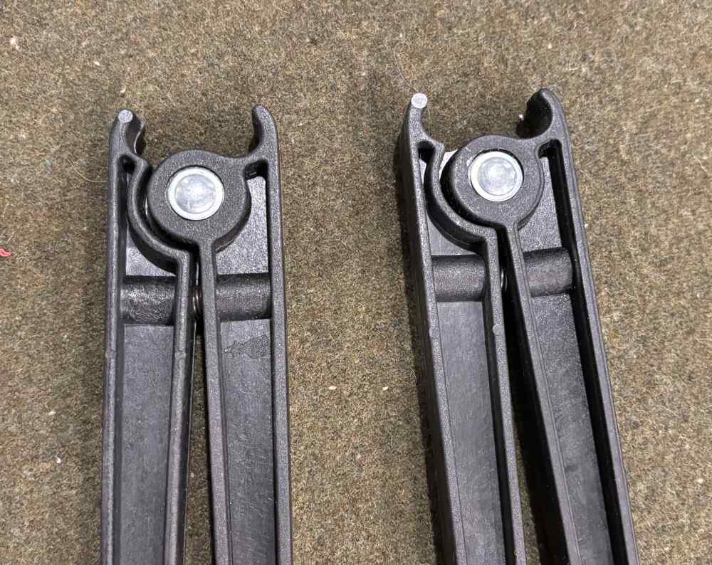 New Old Stock - Lightweight Bipod - Barrel Clamping Style - Synthetic Black-img-1
