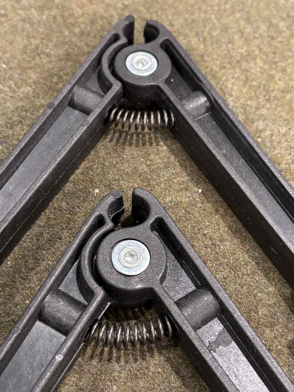 New Old Stock - Lightweight Bipod - Barrel Clamping Style - Synthetic Black-img-13