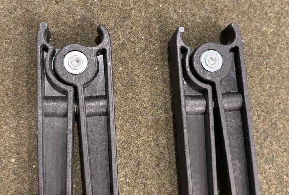 New Old Stock - Lightweight Bipod - Barrel Clamping Style - Synthetic Black-img-5