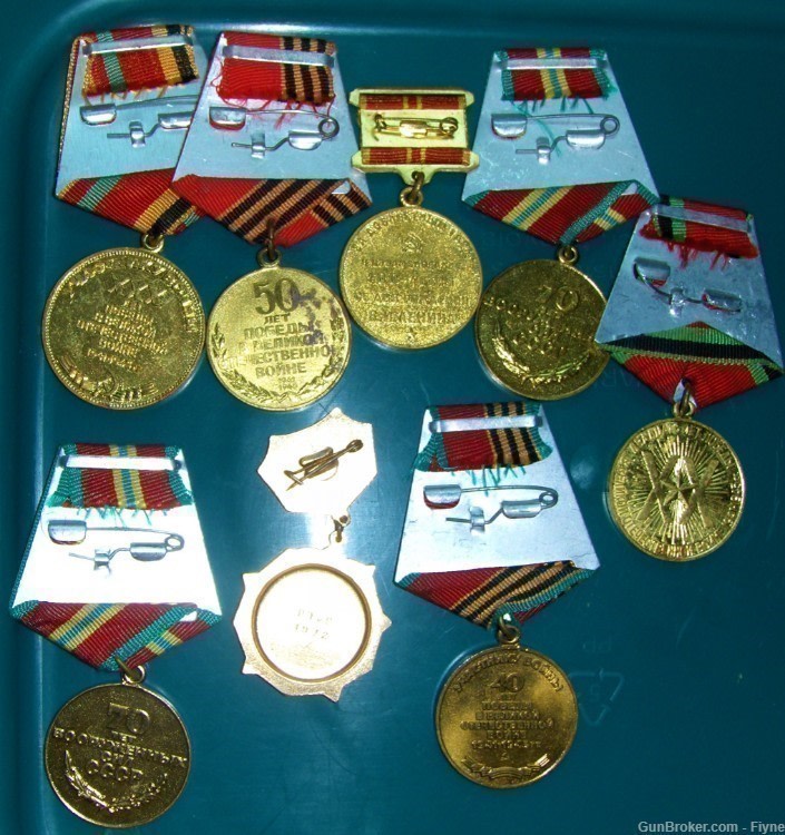  1 Ukrainian and 7 Soviet Russian awards of male veteran of WWII-img-3