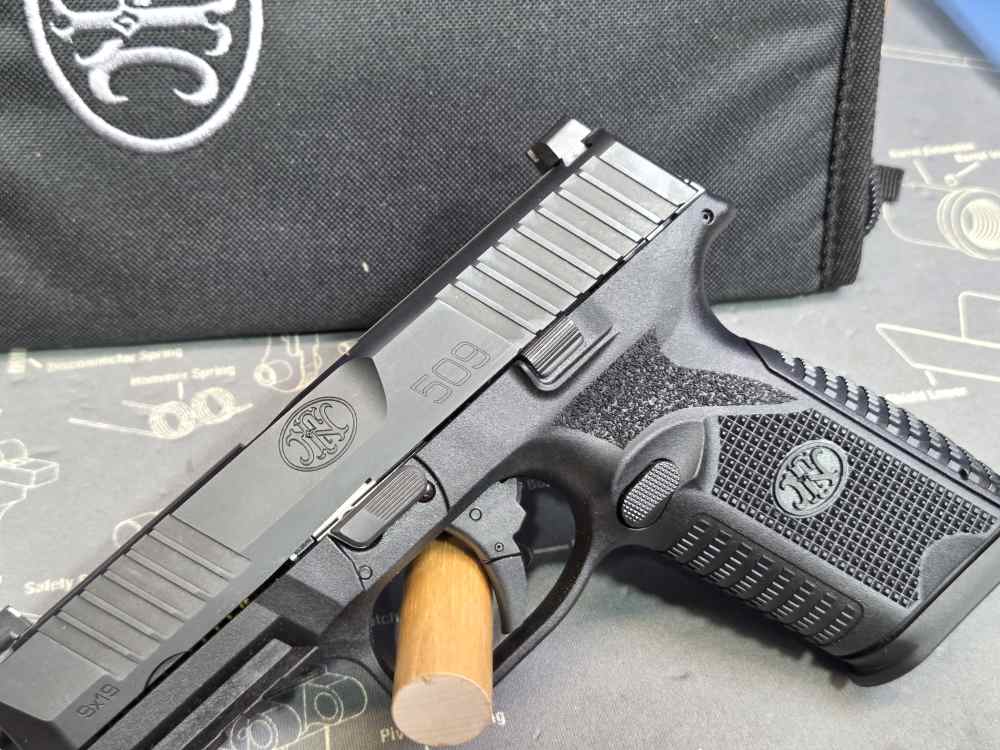 FNH USA FN 509 9mm Semi-Automatic Pistol Blk/Blk-img-3