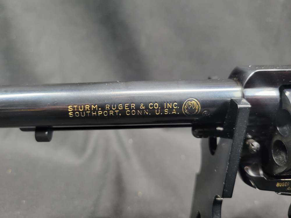 PENNY AUCTION RUGER OLD MODEL SUPER BLACKHAWK 3 SCREW 44 MAG 6 RDS MFG 1973-img-3