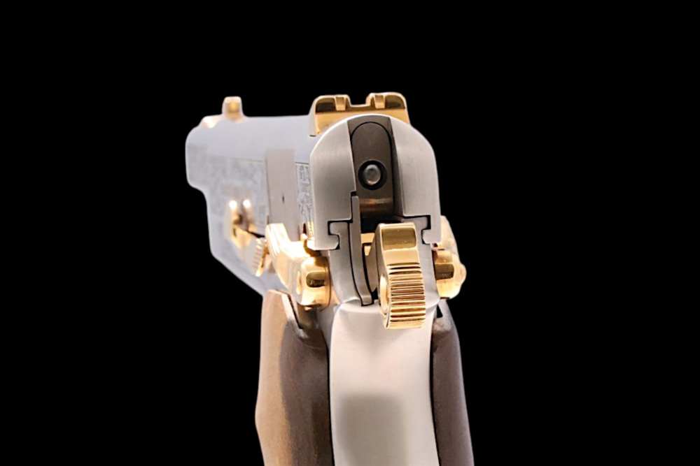 HAND ENGRAVED, LIMITED EDITION BROWNING HI POWER BELGIAN AMERICA'S LEGACY-img-17