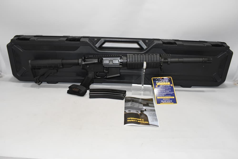Superb Windham Weaponry WW-15 AR-15 Semi Auto Rifle 5.56 NATO W Case-img-0