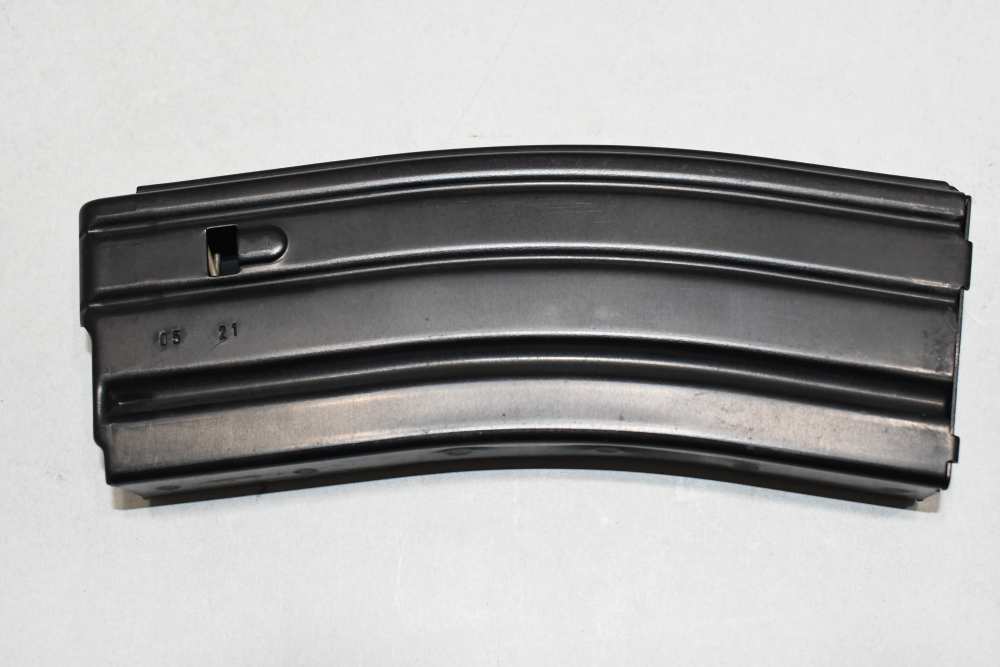 Superb Windham Weaponry WW-15 AR-15 Semi Auto Rifle 5.56 NATO W Case-img-28