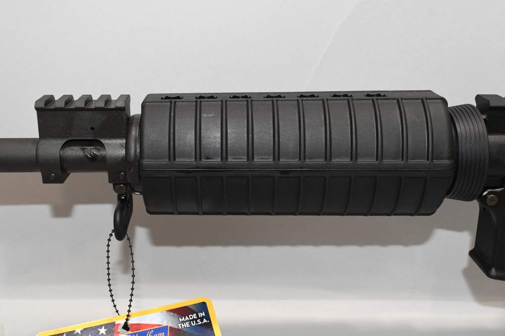 Superb Windham Weaponry WW-15 AR-15 Semi Auto Rifle 5.56 NATO W Case-img-10