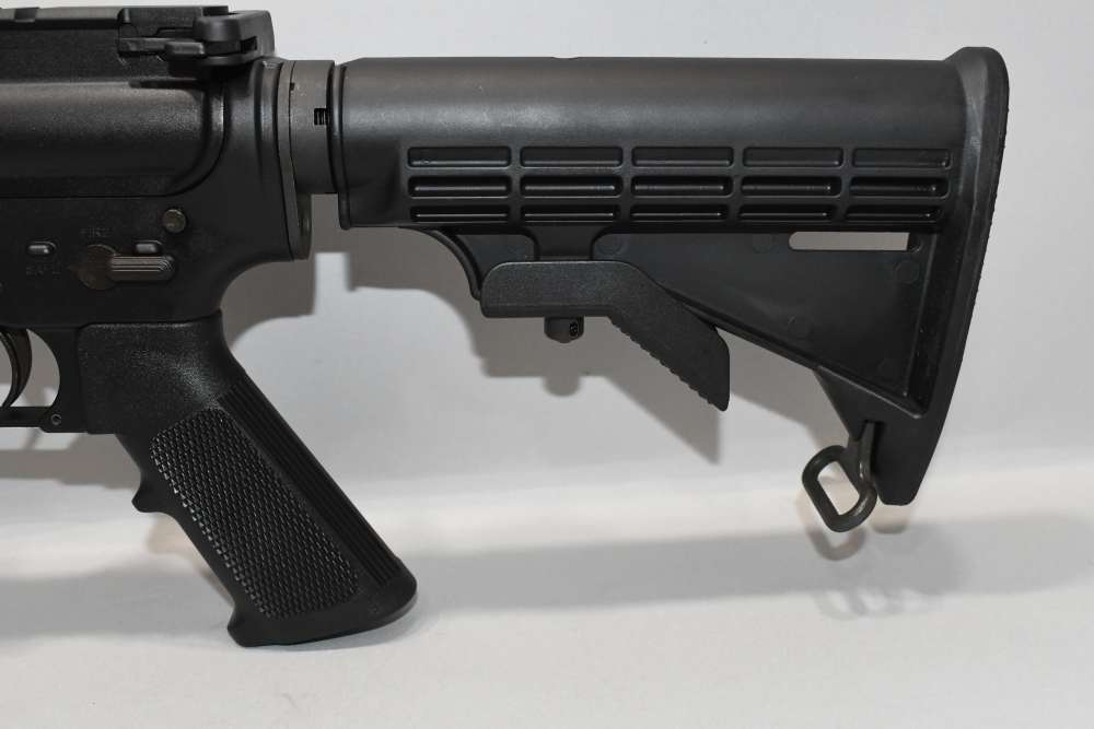 Superb Windham Weaponry WW-15 AR-15 Semi Auto Rifle 5.56 NATO W Case-img-8
